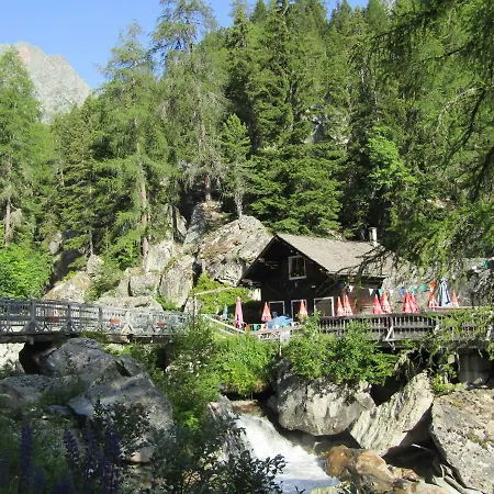 Les Grands Montets & 4* Chamonix