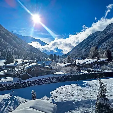 Les Grands Montets & Готель