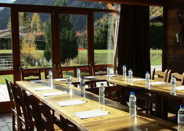 Les Grands Montets Hotel & Spa 4*