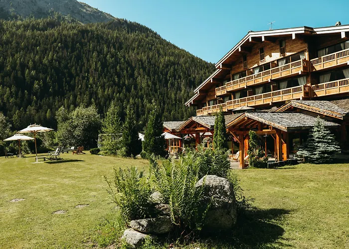 Les Grands Montets & 酒店 4*