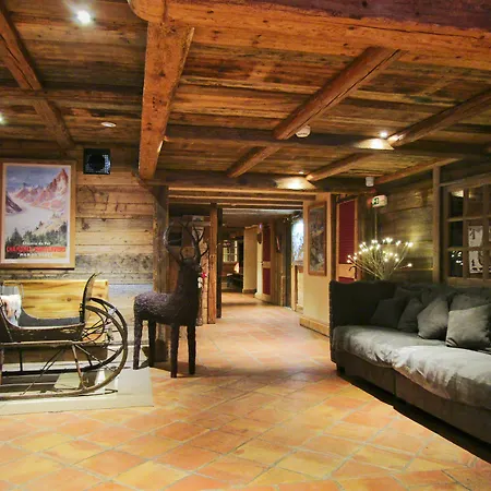 Les Grands Montets Hotel & Spa 4* Chamonix
