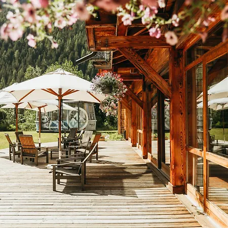 Les Grands Montets Hotel & Spa Chamonix
